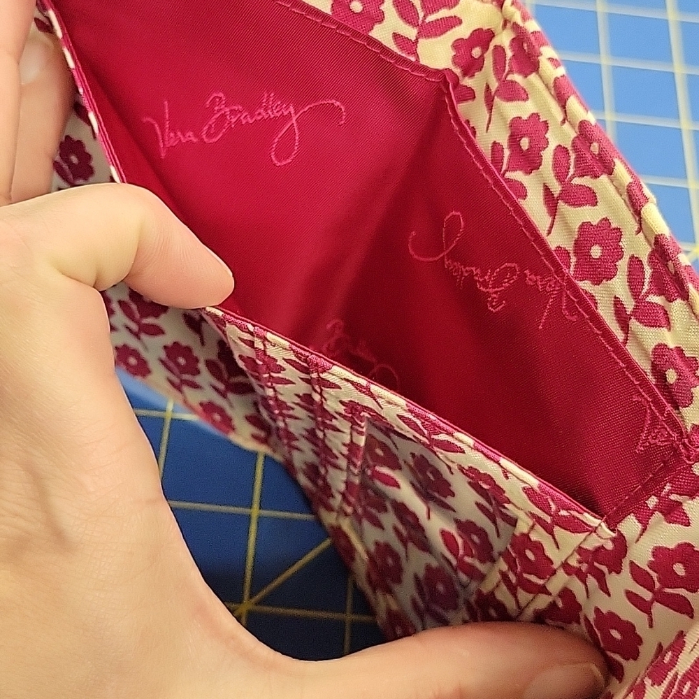Vera Bradley Quilted Wallet 5.5 x 4 - Picture 6 of 11